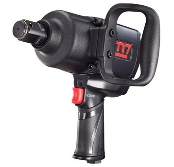 Klucz udarowy pneumatyczny pistoletowy długi 1" 2441 Nm Mighty Seven NC-8237-6